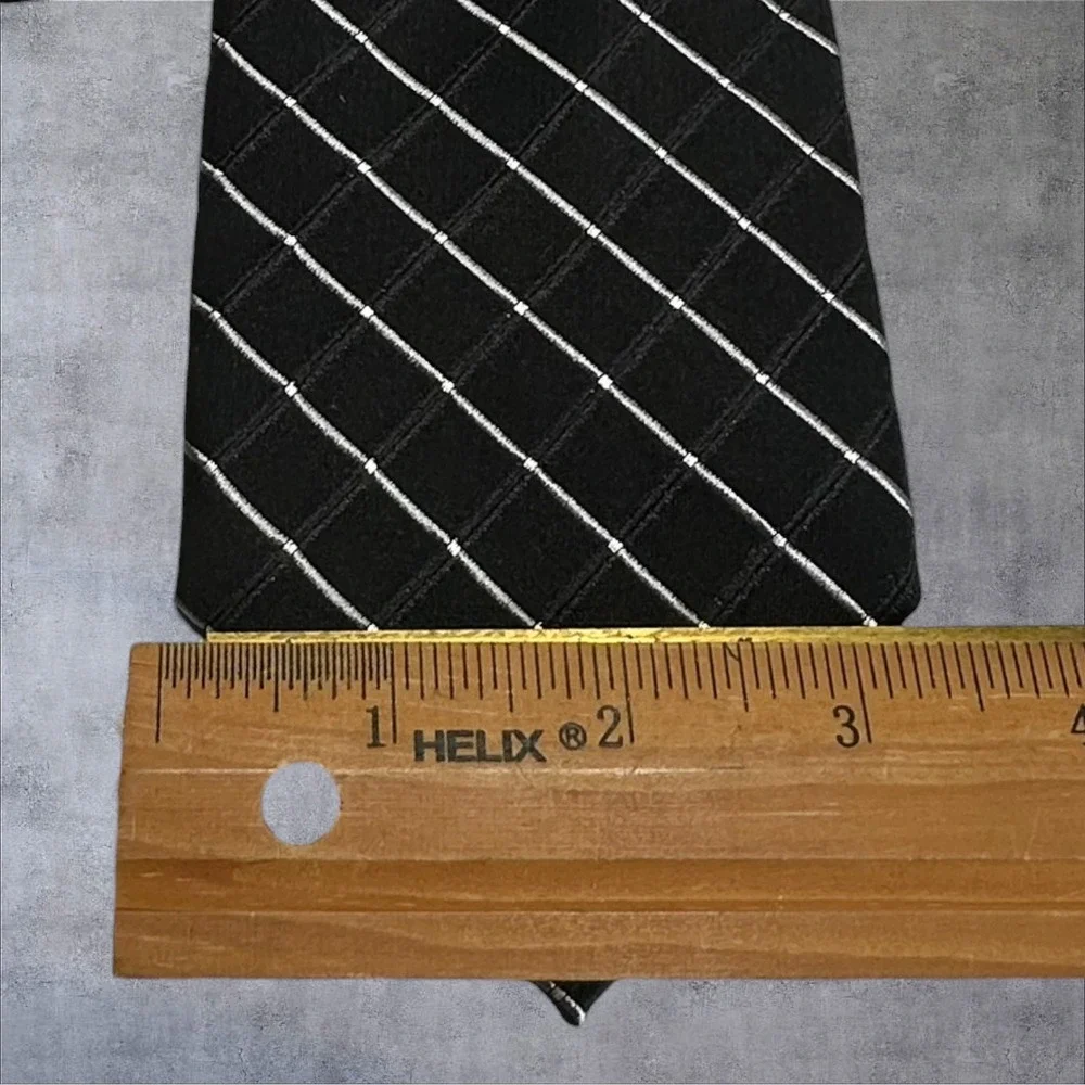 Geoffrey Beene Necktie Mens One Size Black Silk‎ Blend Grid Pattern